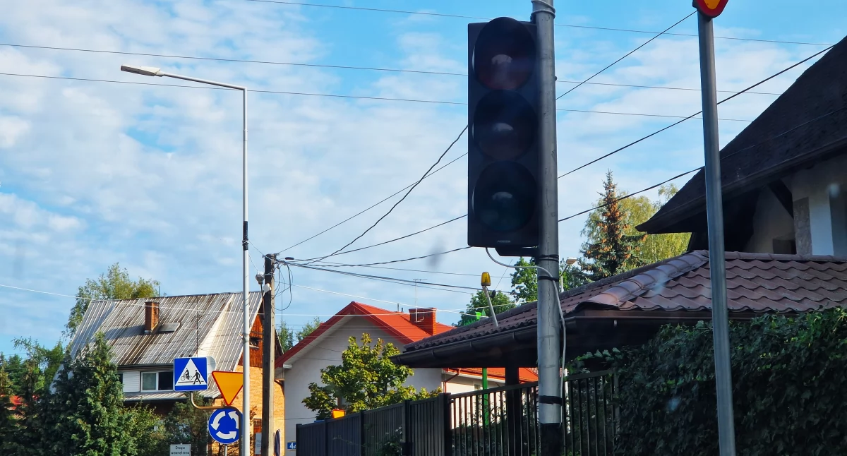 inwestycje, remonty, ztm, WAHADŁOWY RONDZIE ŁOSIA IZABELINIE - zdjęcie, fotografia
