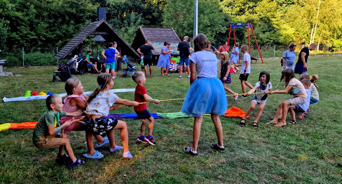 pikniki, uroczystości, PIKNIK SOŁECKI SIERAKOWIE - zdjęcie, fotografia