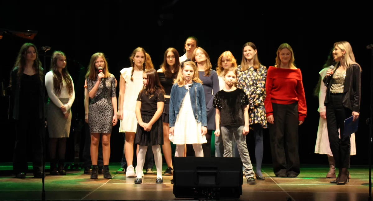 uroczystosci-festyny-rajdy-koncerty, UCZUCIA CENTRUM KULTURY IZABELIN - zdjęcie, fotografia