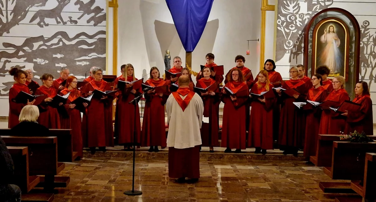 święta, KONCERT PIEŚNI PASYJNYCH IZABELINIE - zdjęcie, fotografia