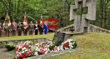UROCZYSTOŚCI W POCIESZE I TRUSKAWIU
